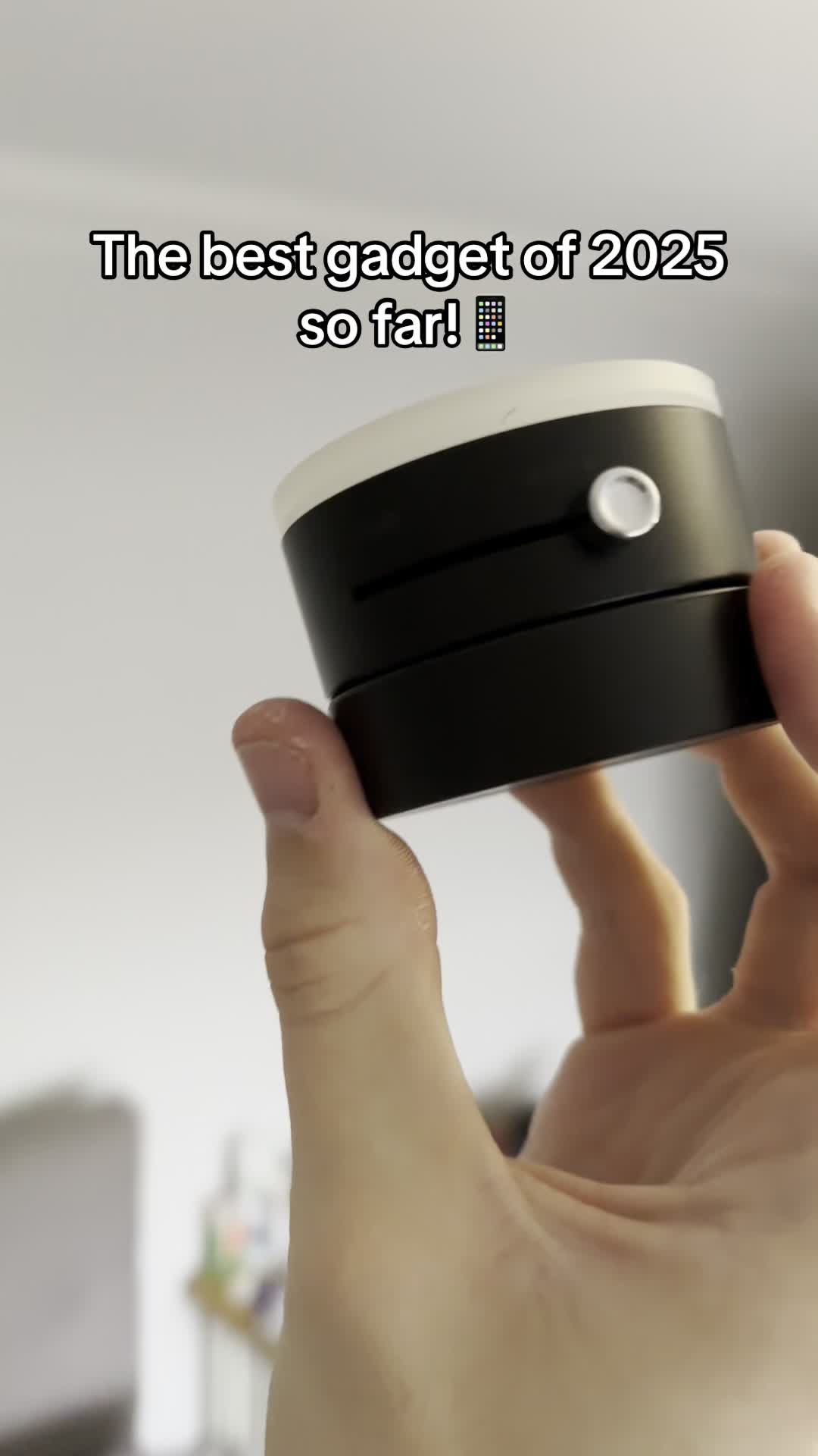 Universal Magnetic Car Phone Holder with Suction Cup